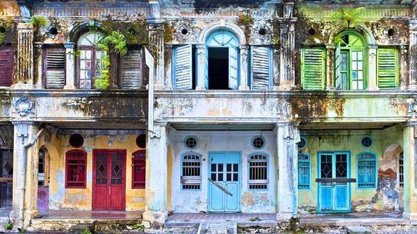 George Town - thủ phủ của đảo Penang được UNESCO trao tặng danh hiệu Di sản văn hóa thế giới vào năm 2008. Một lần đặt chân đến đảo Penang, bạn sẽ ồ lên thích thú khi được thỏa sức sáng tạo chụp những tấm ảnh đẹp và không "đụng hàng".