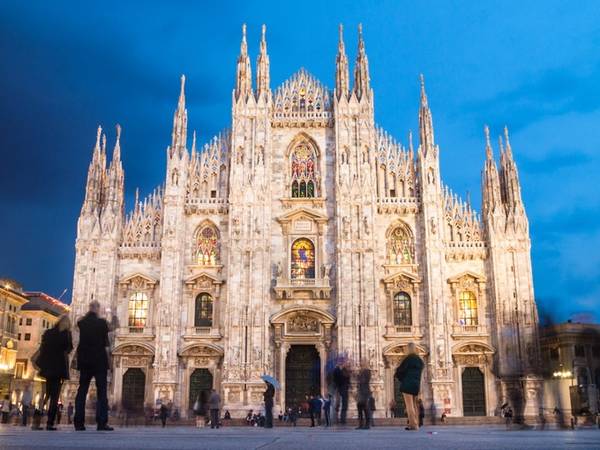 Nhà thờ Duomo di Milano tại Milan, Italy xếp thứ 10 trong danh sách và được du khách đánh giá 4,5 sao.