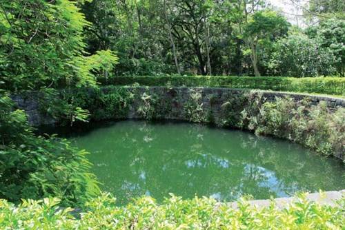 Giếng Ngọc được xem là giếng cổ lớn nhất Việt Nam hiện nay