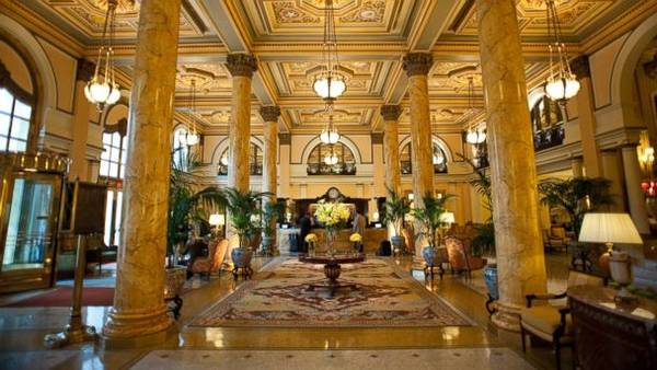 5. Willard InterContinental, Washington, DC: Khách sạn 335 phòng này là một trong những khách sạn sang trọng mang tính biểu tượng nhất tại Washington, DC nói riêng và Mỹ nói chung. Vị trí gần Nhà Trắng nên luôn được tin cậy làm nơi nghỉ của các chính khách, trong đó có các đời tổng thống.