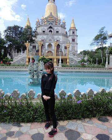Ai đến thăm chùa Bửu Long cũng muốn lưu lại những bức hình đẹp. Ảnh:@Myy Nguyễn