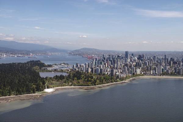  Tour ngắm cảnh từ trên thủy phi cơ giúp du khách chiêm ngưỡng hết vẻ đẹp của Vancouver