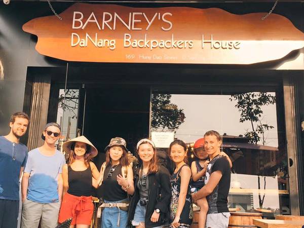 Barney's Da Nang BackPackers House-ivivu-4