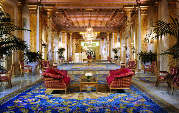 10. The Fairmont Copley Plaza, Boston Frank Sinatra và Tom Cruise từng là thượng khách của khách sạn có 383 phòng này. Ngoài ra, nó còn được ngưỡng mộ bởi từng được phục vụ các đời tổng thống Mỹ khi họ có công vụ tại bang.