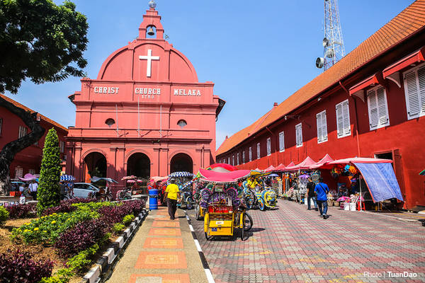 Góc quảng trường Hà Lan, nơi có nhà thờ Christ chirch Melaka nổi tiếng có tuổi đời hàng trăm năm.