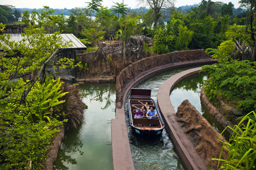 Giá vé: Người lớn là 30 SGD, trẻ em 3-12 tuổi là 20 SGD (giá đã bao gồm River Safari Cruise) Địa chỉ: 80 đường Mandai Lake, nằm giữa Vườn thú đêm Night Safari và Vườn thú Singapore Zoo