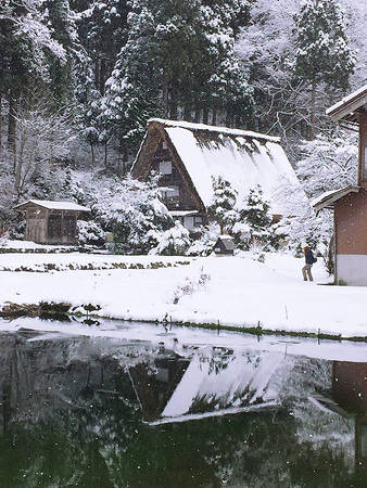 Góc nhỏ của ngôi làng. Lúc cao điểm của mùa đông, ngôi làng có thể bị bao phủ bởi 1-2 mét tuyết.