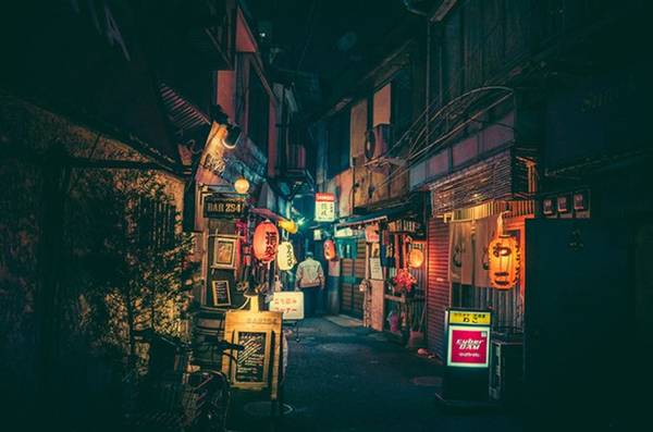 Ai từng đến Tokyo sẽ phải công nhận rằng thành phố này đẹp nhất về đêm. Và những bức ảnh tuyệt đẹp của nhiếp ảnh gia Masashi Wakui đã chứng minh điều đó.