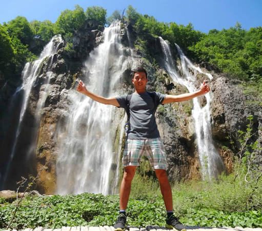 Anh Lâm ở hồ Plitvice, Croatia năm 2014.