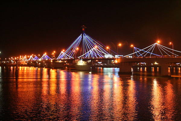 Cầu Sông Hàn - Cầu quay đầu tiên của Việt Nam