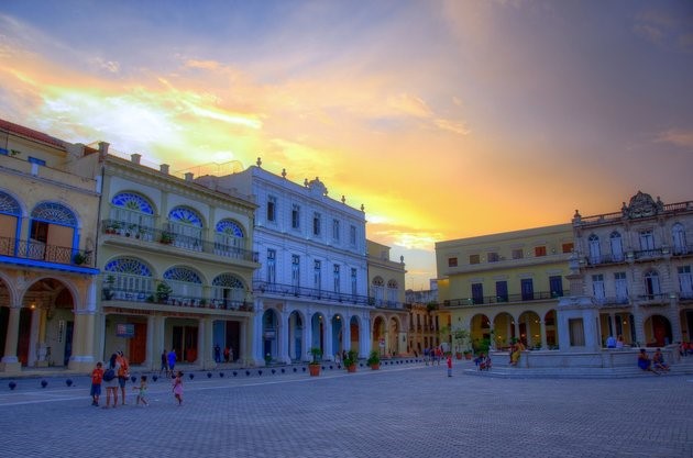 Hiện nay, việc tới Cuba du lịch trở nên dễ dàng và thuận tiện hơn. Cuba cũng đã đón một làn sóng du khách từ khắp nơi trên thế giới.