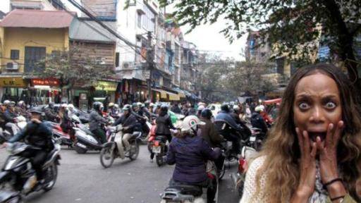 Quy tắc qua đường đầy 'bất ngờ' của một người Mỹ sống ở Việt Nam