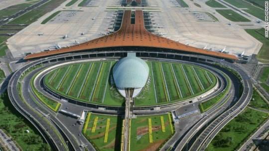 Sân bay quốc tế thủ đô Bắc Kinh – Bejing Capital International Airport rất đẹp và to khủng khiếp, nhưng lại là chuyên gia trễ giờ số 1 thế giới 