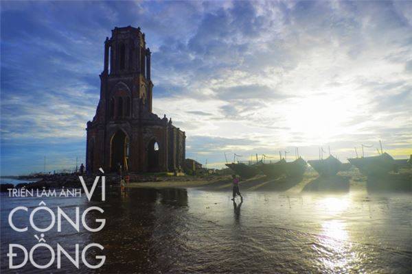Nhà thờ đổ ở Nam Định. Ảnh: Nguyễn Anh Tuấn.