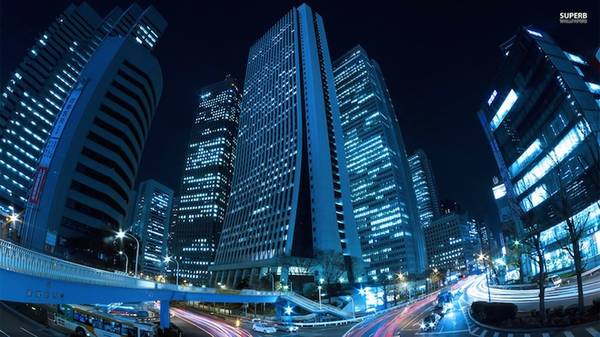 Nishi Shinjuku là khu vực đặc biệt toát lên sự giàu có và quyền lực với những tòa nhà chọc trời, trong đó nổi bật nhất là Kenzo Tange – tòa nhà của Chính phủ và là nơi ở của 13.000 quan chức. Ảnh: Superb.