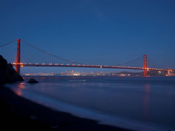 Golden Gate Bridge là cây cầu treo dài nhất trên thế giới kể từ thời điểm khánh thành. 
