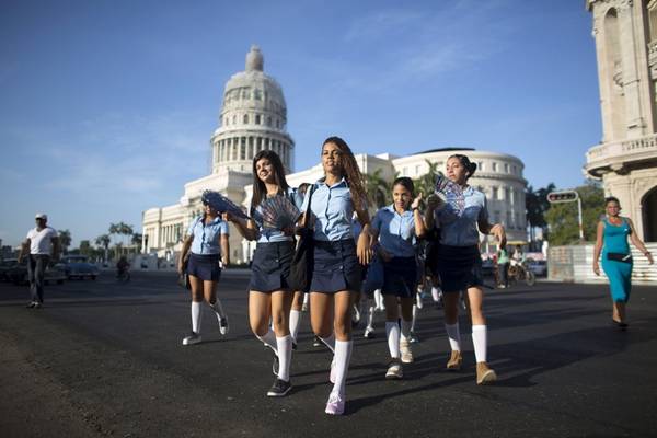 Cuba nổi tiếng với hệ thống giáo dục chất lượng cao. Các trường học của quốc gia này được xếp vào hàng tốt nhất vùng Mỹ Latin và Caribbe.