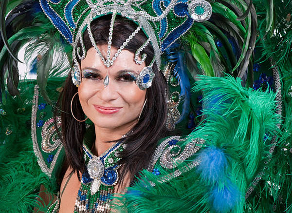 Carnival là dịp để người Brazil thể hiện nét đẹp trong văn hóa truyền thống của mình, đặc biệt là cách hóa trang sinh động. 