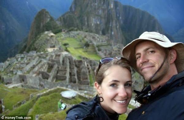 Anne và Mike Howard đã cùng nhau trải qua một kỳ nghỉ tuần trăng mật kéo dài trong 675 ngày, đi tới 302 địa điểm trên thế giới trong đó có Thánh địa Machu Picchu ở Peru.