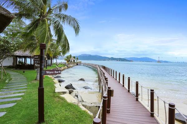 Vinpearl Nha Trang Bay Resort & Villas đang có giá ưu đãi cực sốc tại iVIVU.com.
