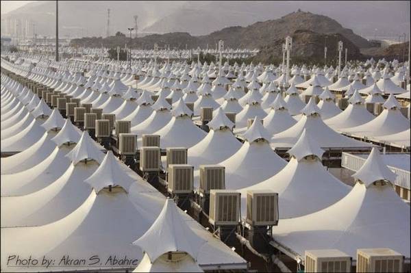Đến đây vào dịp lễ hội Hajj, bạn sẽ có cơ hội hòa mình vào sự nhộn nhịp của thành phố - Ảnh: Amusing