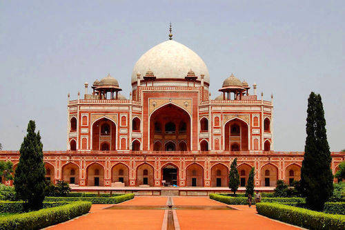 Lăng mộ Humayun – nguồn cảm hứng của Taj Mahal sau này. Ảnh: Indovacation.