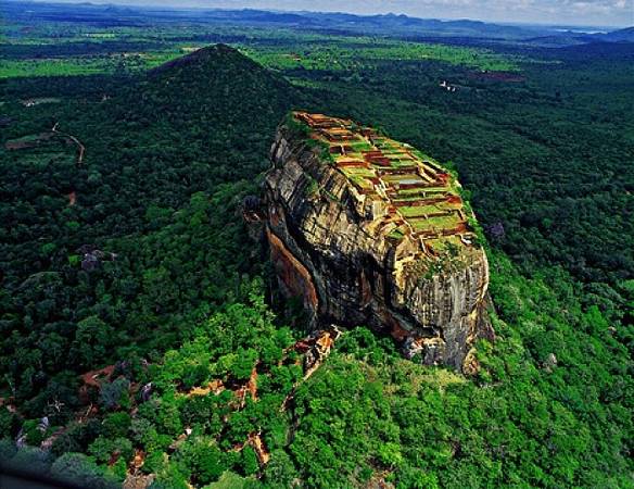 Vào năm 1982, Sigiriya đã được UNESCO công nhận là Di sản văn hóa thế giới. Ảnh: Globalgrasshopper.com