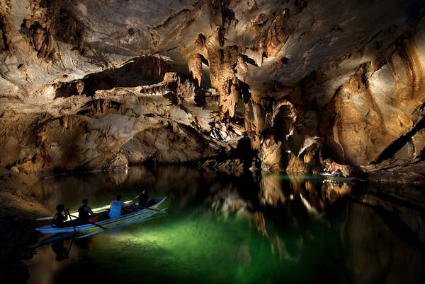 Sông ngầm Puerto Princesa là con sông ngầm dài thứ 2 trên thế giới. Ảnh: jovifactor.blogspot.com