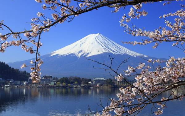 Núi Phú Sĩ là một biểu tượng nổi tiếng của du lịch Nhật Bản.