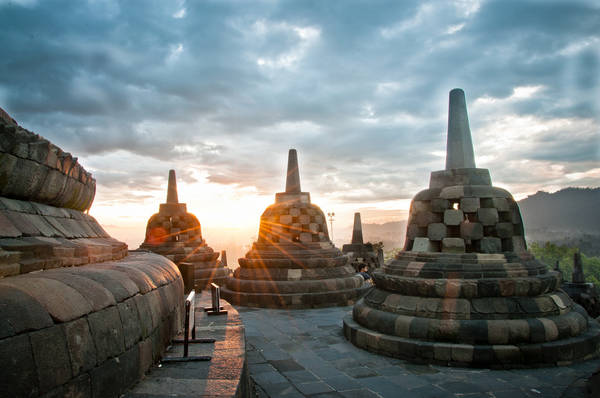 Quần thể Borobudur đã được UNESCO công nhận là di sản thế giới năm 1991. Đây không chỉ là một kỳ quan đáng ngưỡng mộ của Indonesia, mà còn là một trong những công trình nghệ thuật kiến trúc vĩ đại và giá trị nhất của thế giới Phật giáo và của cả nhân loại. Ảnh: Justine Hong
