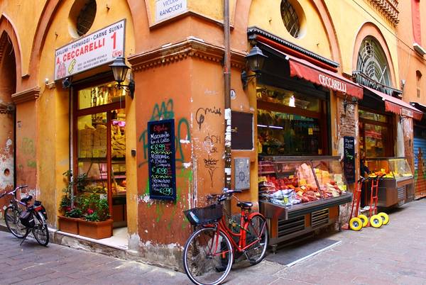  Ẩm thực Bologna được xem là đại diện tiêu biểu cho nghệ thuật ẩm thực Ý, dù thực tế không phải ai cũng biết rõ về điều này. Ảnh: Antoniorambles.com