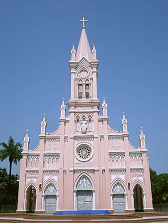 Nhà thờ lớn Đà Nẵng. 