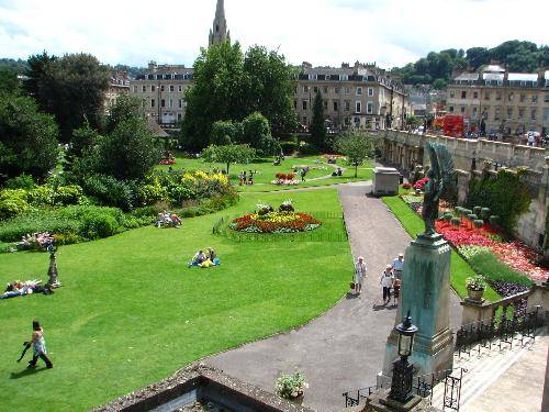 Bath là một trong những thành phố lãng mạn và được yêu mến nhất ở châu Âu
