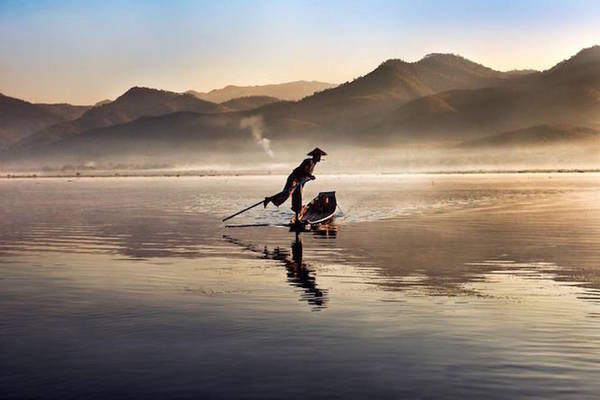 Những dân chài bắt cá trên hồ Inle, Myanmar