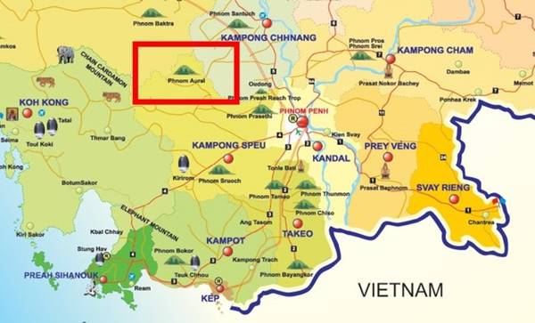 Khi nói đến đất nước Campuchia, du khách bốn phương sẽ nghĩ ngay đến những địa điểm quen thuộc như: Khu quần thể đền đài Angkor, thủ đô Phnom Penh, thành phố biển Sihanoukville, cao nguyên Bokor…. Rất ít du khách sẽ nghĩ đến các hoạt động thể thao, khám phá thiên nhiên như leo núi, trekking. Một phần cũng vì lí do ba phần tư diện tích đất lãnh thổ là đồng bằng và cao nguyên thấp, không có nhiều tiềm năng phát triển các loại hình du lịch này.