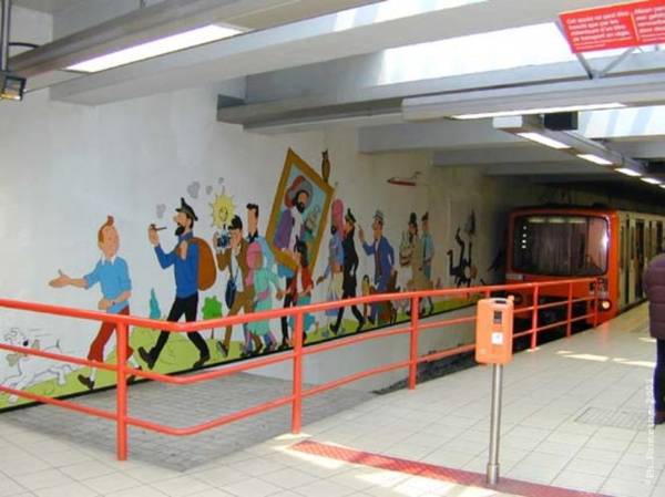 Bích họa Tintin ở Mỹ rộng khoảng 64m2 ở nhà ga Midi - Ảnh: skynet