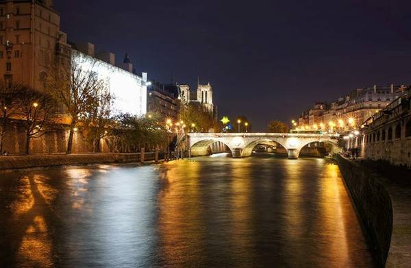 Đêm trên sông Seine 