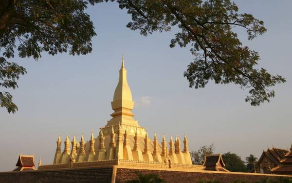 Pha That Luang là niềm tự hào lớn đối với người dân “đất nước Triệu voi”. Ảnh: Roughguides