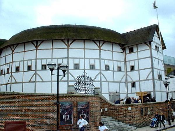 Nhà hát Shakespeare’s Globe (London, Anh)
