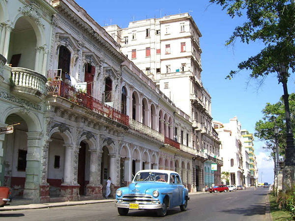 Người Cuba rất sáng tạo khi giữ cho những chiếc xe cũ một vẻ đẹp cổ điển. 
