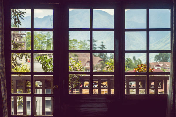 Tầm nhìn xinh đẹp từ phòng nghỉ của khu nghỉ dưỡng. Ảnh: victoriahotels.asia