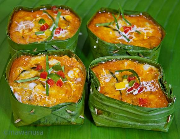 Amok là một trong những món ngon nổi tiếng và được xem là tinh túy của ẩm thực Campuchia. Ảnh: Omawanusa