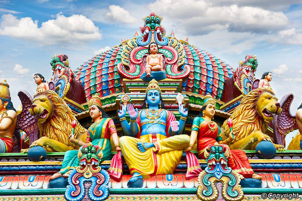 Sri Mariamman là ngôi đền Hindu cổ nhất Singapore, được xây dựng vào năm 1827. Ảnh: Singapore-guide.com