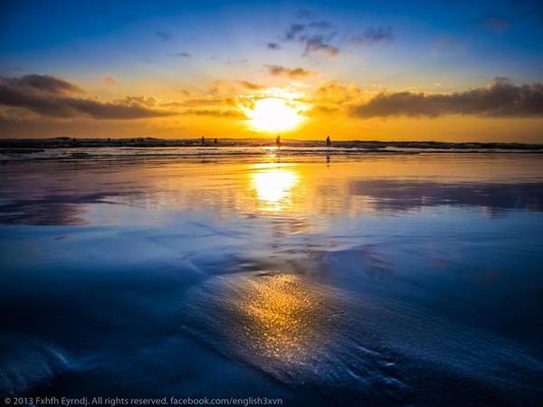 Bãi biển quyến rũ nhất hành tinh là danh hiệu mà tạp chí kinh tế danh tiếng Forbes của Mỹ dành cho bãi biển Mỹ Khuê trong cuộc bình chọn 6 bãi biển quyến rũ nhất hành tinh năm 2013. Ảnh: Fxhfh Eyrndj/Pinterest.