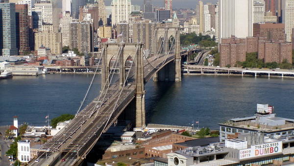 Cầu Brooklyn, một điểm tham quan nổi tiếng ở New York