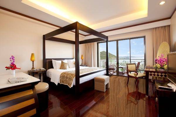 Khu nghỉ dưỡng Vinpearl Nha Trang - Phòng ngủ hướng ra phía biển