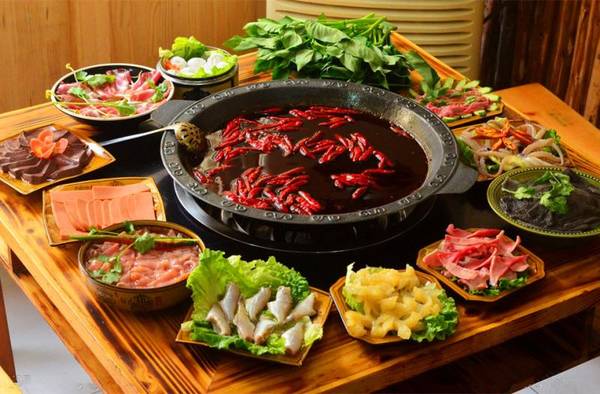 Món ăn Trùng Khánh được biết đến với vị cay đặc trừng. Ảnh:easytourchina.com