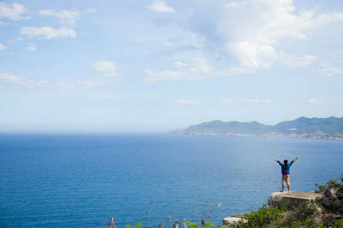 Cảnh sắc khoáng đạt tại đảo Bình Ba nhìn từ trên cao. 