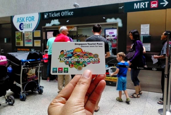 Singapore Tourist Pass dành cho khách du lịch, có thể đi được cả tàu điện ngầm, bus và LRT. Ảnh: Ngoisao.net