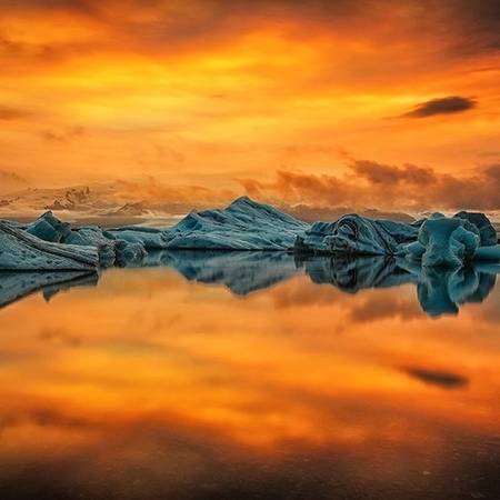  Sông lửa, núi băng ở Iceland - thiên nhiên quả thật kì vĩ không tả xiết. (Nguồn IG @guidetoiceland)